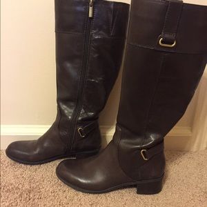 Bandolino espresso color boots