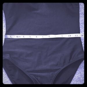 EXTRA PICS.. Measurements