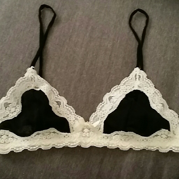***SOLD***SMALL bralette