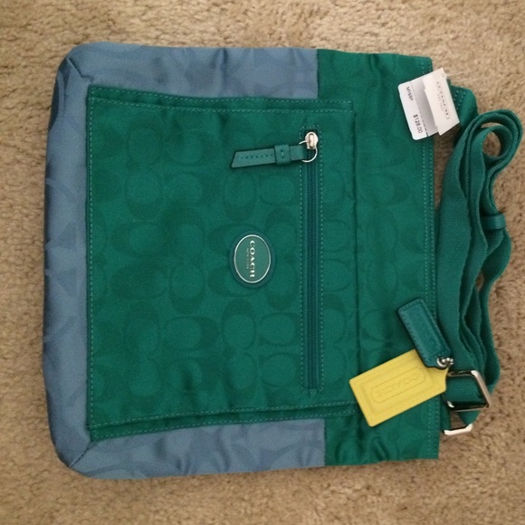 NWT Coach Cross Body Bag. Emerald Green/Baby Blue