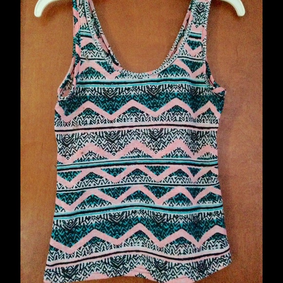 Bright Aztec Pattern Vest - Picture 2 of 3