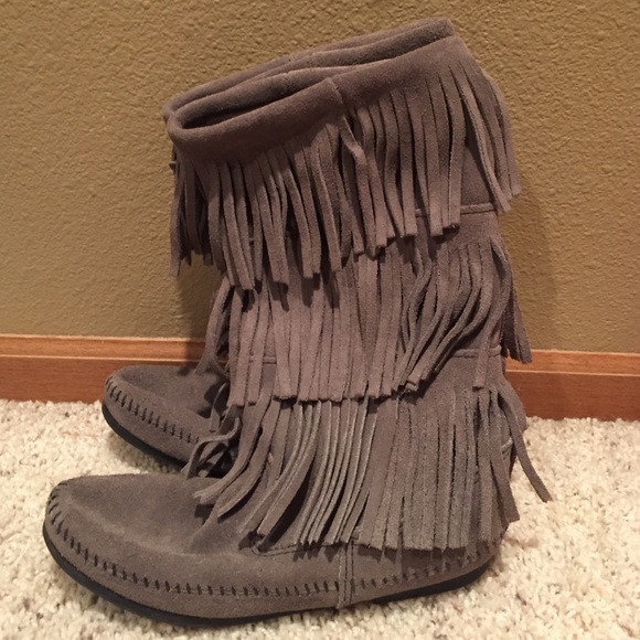 SOLD Minnetonka Fringe Boots