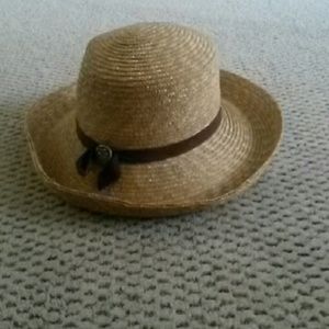 Tea Hat