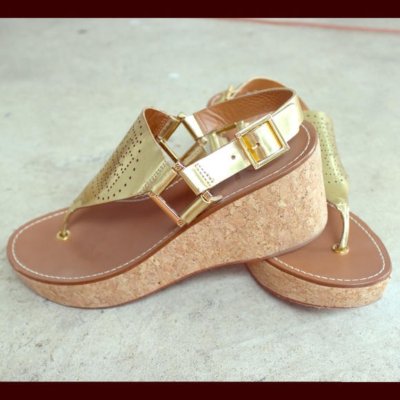 Tory Burch Shoes - Tory Burch Landon in Gold Mirrored Leather 6.5