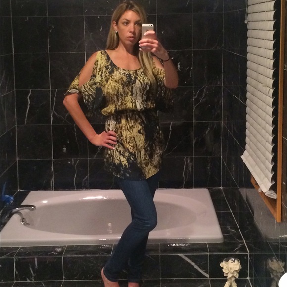 Womens shirt