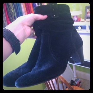 Swede black booties