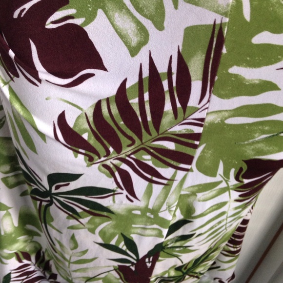 Below the knee stretch dress - Picture 3 of 3