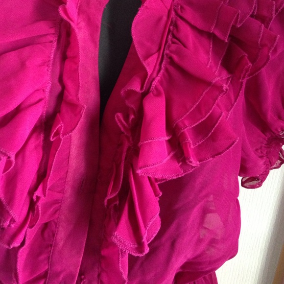Pink magenta blouse. - Picture 2 of 2