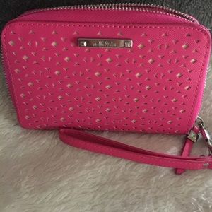 Stella and Dot tech wallet in hot pink
