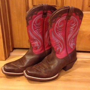 Ariat cowboy boots brown with red upper