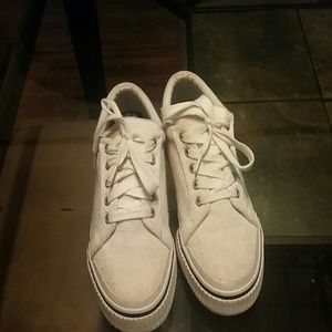 White size 7 ladies sneakers