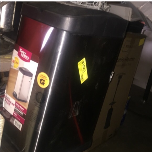 Trash can