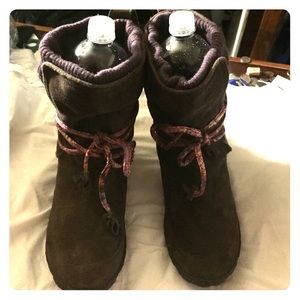 Cushe short winter boots