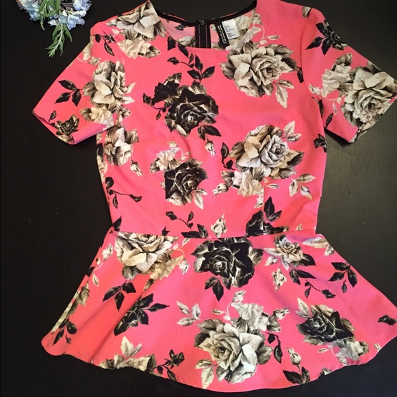 H&M floral peplum top