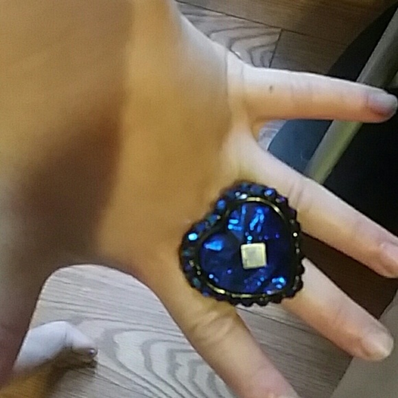 Ring - Picture 2 of 2