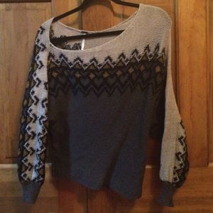 FREE PEOPLE Off-Shoulder Sweater Size Large