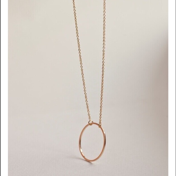 Simple Pendant Necklace - Picture 3 of 3