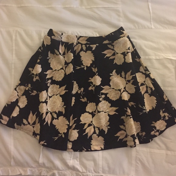 Forever 21 Dresses & Skirts - F21 Skirt