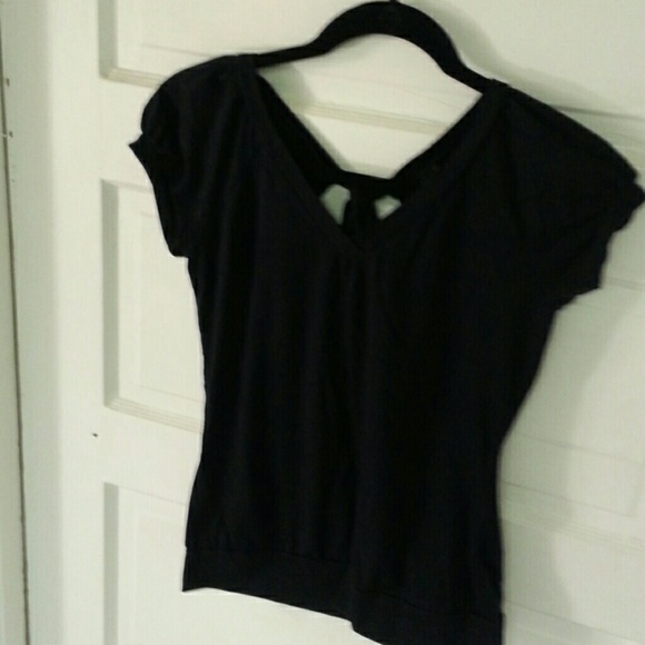 Top - Picture 2 of 4