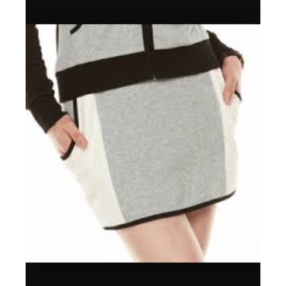 New Juicy Couture Skirt XL