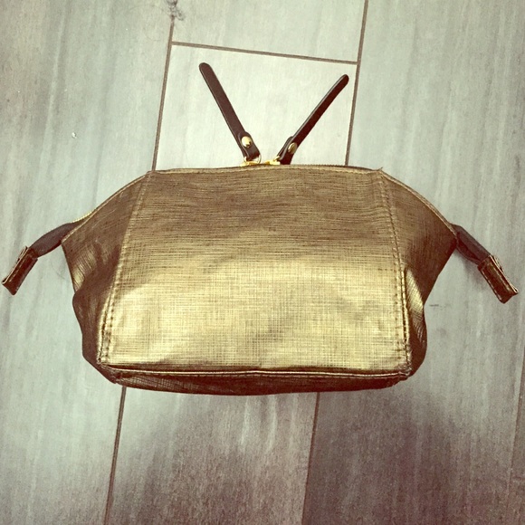 Makeup bag