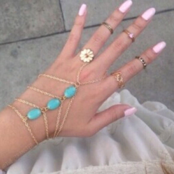 NEW Turquoise and gold bracelet connected to ring