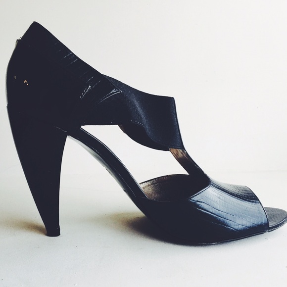 Vintage black heels