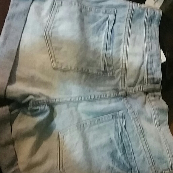 Denim forever 21 shorts - Picture 2 of 3