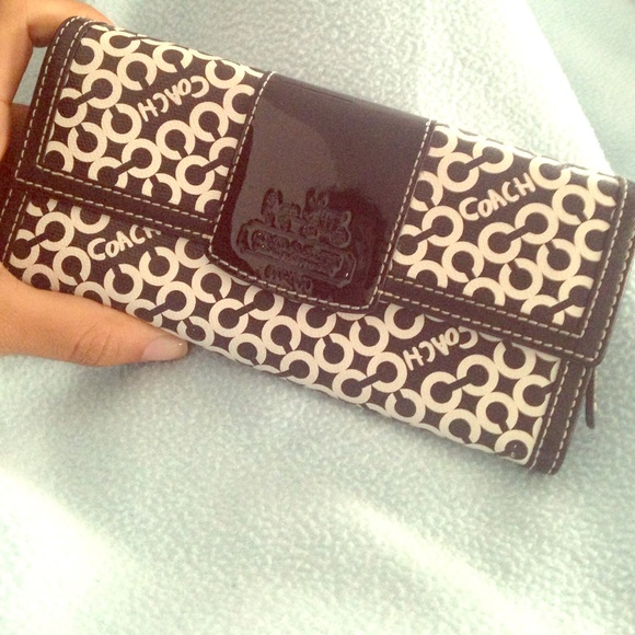 Black and white Coach wallet