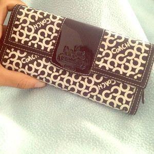 Black and white Coach wallet