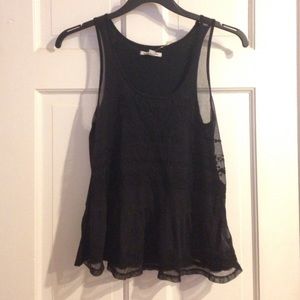 ❗️SOLD❗️NWT lace tank