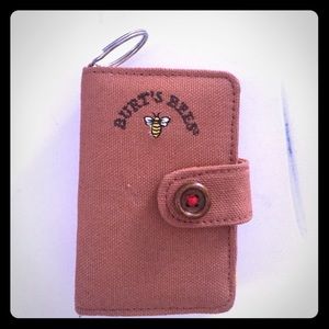 Burt's Bees pack with two chapsticks