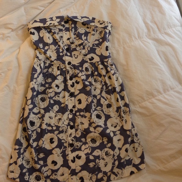 urban outfitters blue and white strapless dress