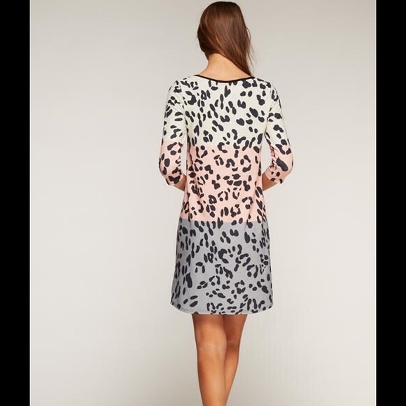 ⭐️️Fleece Lined Tunic⭐️ - Picture 2 of 3