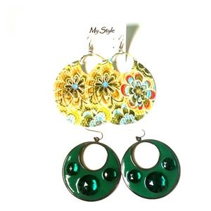 Two pairs of earrings