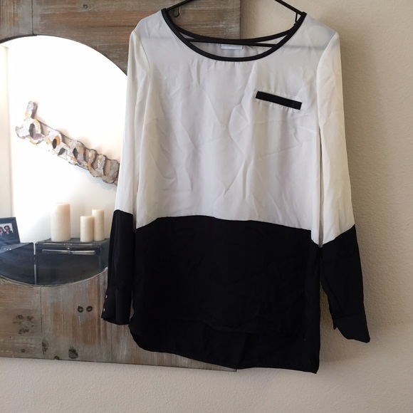 Black and white color block long sleeve blouse