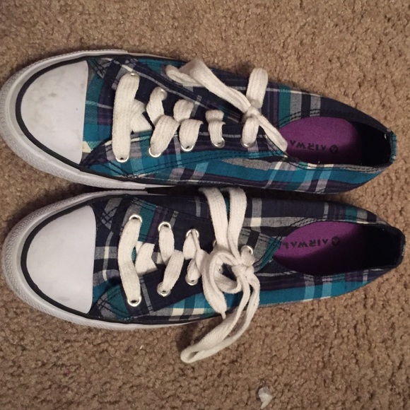 Airwalk sneakers