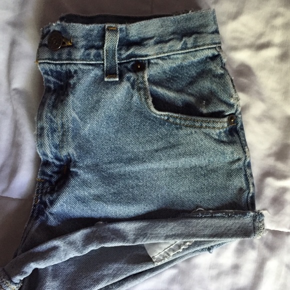 Light wash high waisted shorts