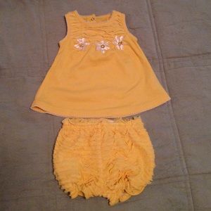 Nannette Baby girl 6/9 month NWOT