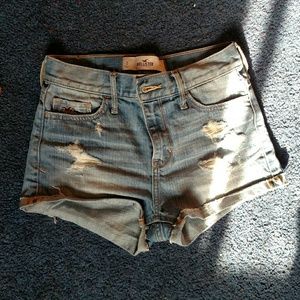 Hollister high waisted shorts