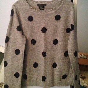 F21 gray sweater with black polka dots.