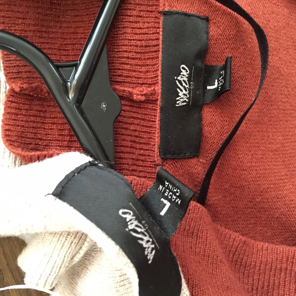 Bundle! 2 basic sweaters from target - Picture 4 of 4