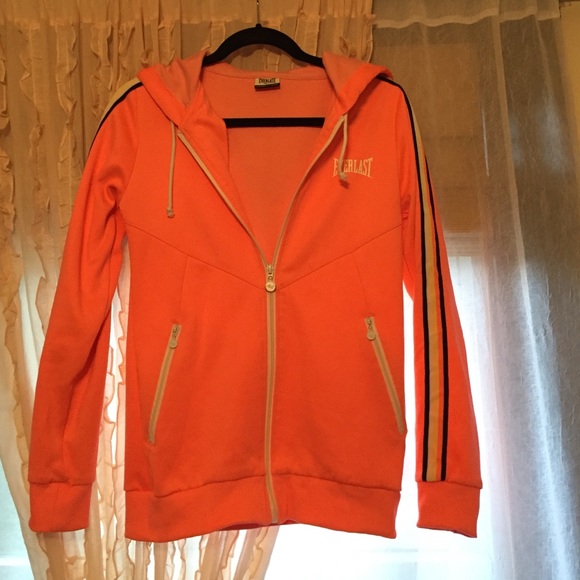 NEON zip up 👊🏼