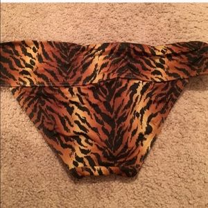 VS bathing suit bottoms