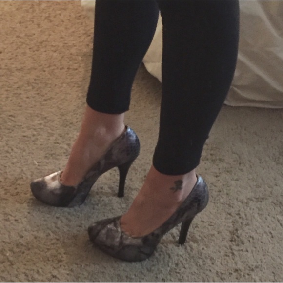 Carlos by Carlos Santana  silver/black platform