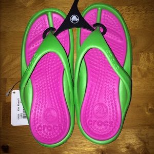 Girls Crocs Flip Flops Size M1/W-3