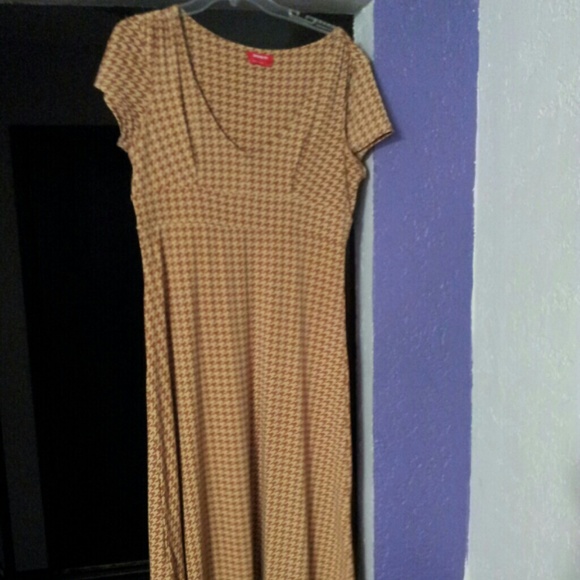 3 ladies comfy dresses Bundled - Picture 3 of 4