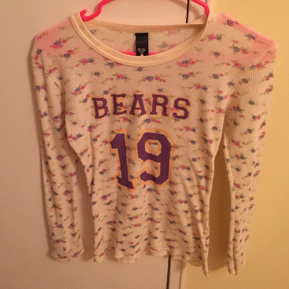 NWOT Flower Bears Top