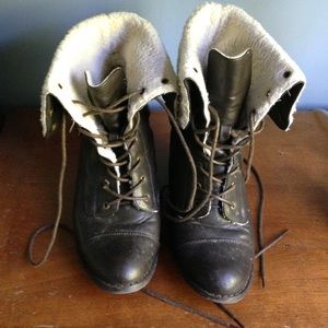 Cotton On Faux Shearling Lace Up Boots