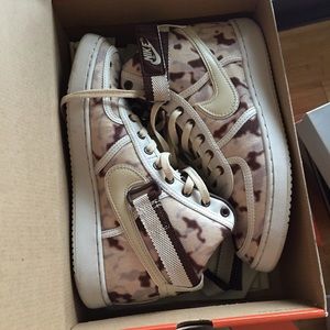 Nike vandal